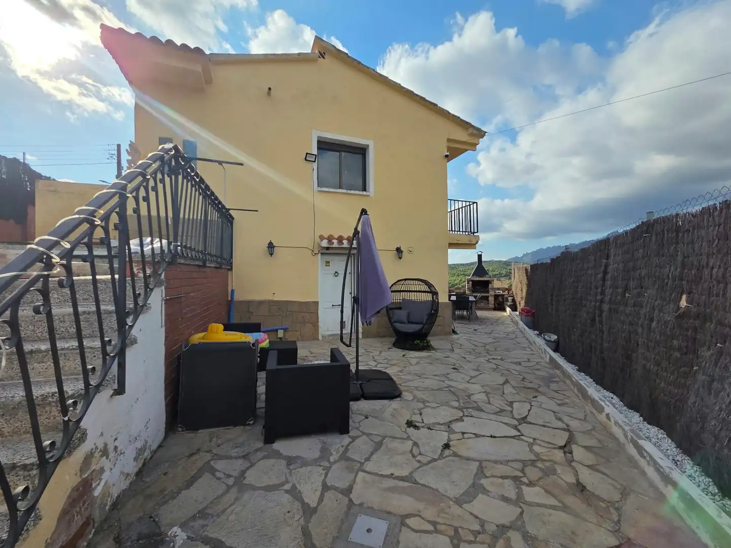 Vista exterior de Casa o chalet en venta en Esparreguera con Aire acondicionado, Calefacción y Jardín privado