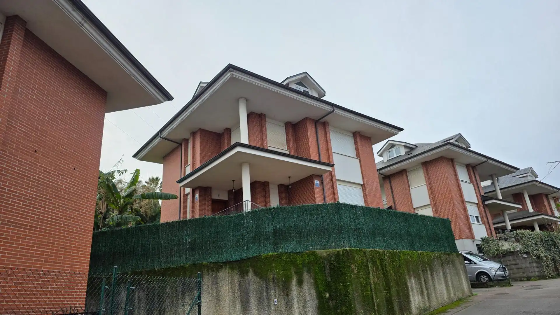 Vista exterior de Casa o xalet en venda en Camargo amb Calefacció