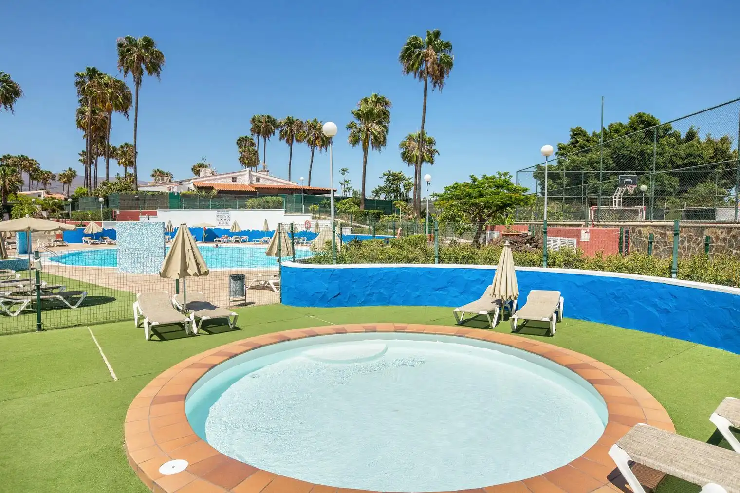 Bungalow avec piscine à louer à Avenida Touroperador Kuoni, imagen 11