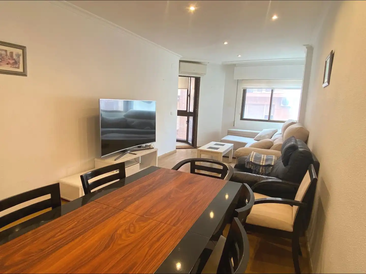 Sala de estar de Piso de alquiler en Alicante / Alacant con Aire acondicionado, Amueblado y Balcón