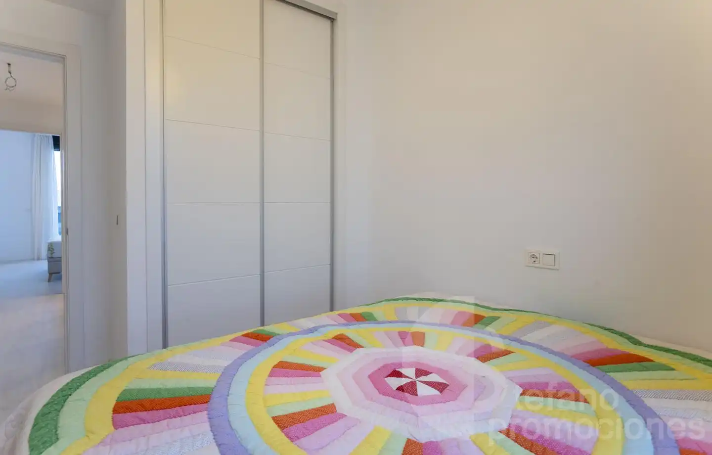 Habitación de Casa adosada en venta en Rincón de la Victoria con Terraza y Piscina comunitaria
