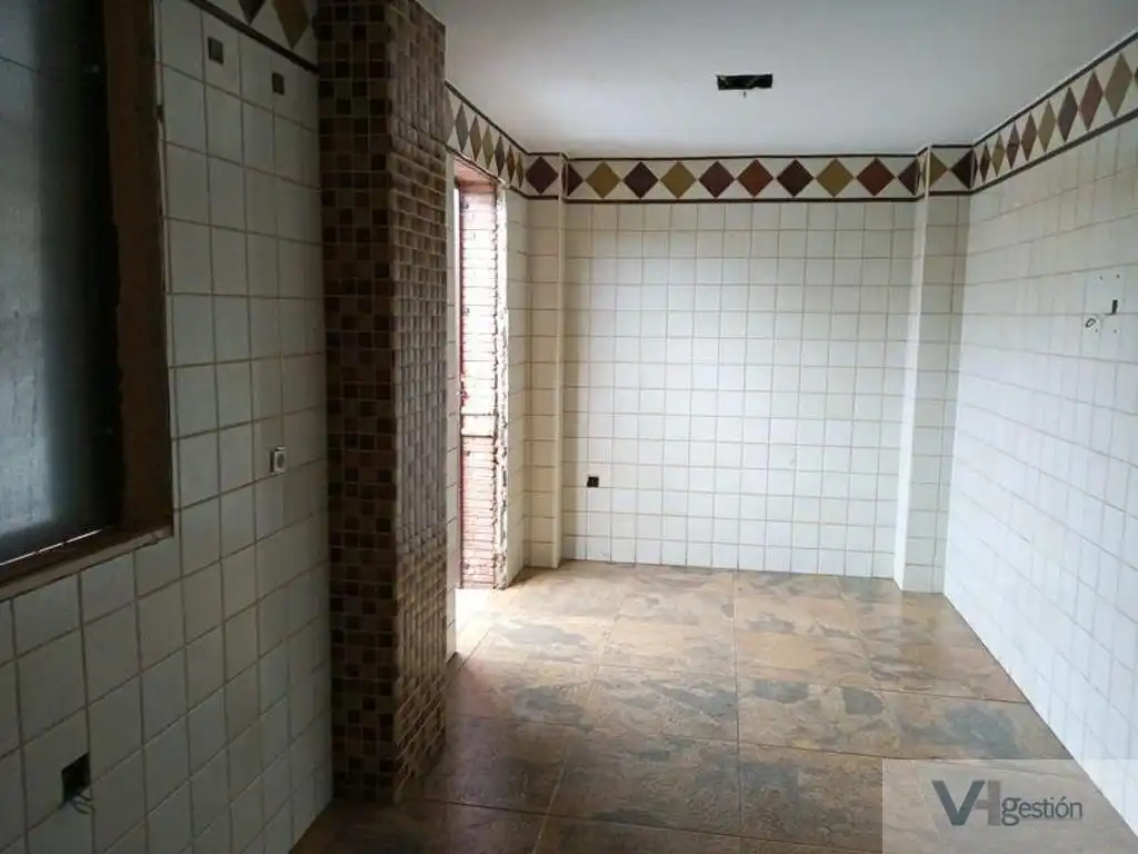 Casa o xalet en venda en La Rinconada amb Piscina