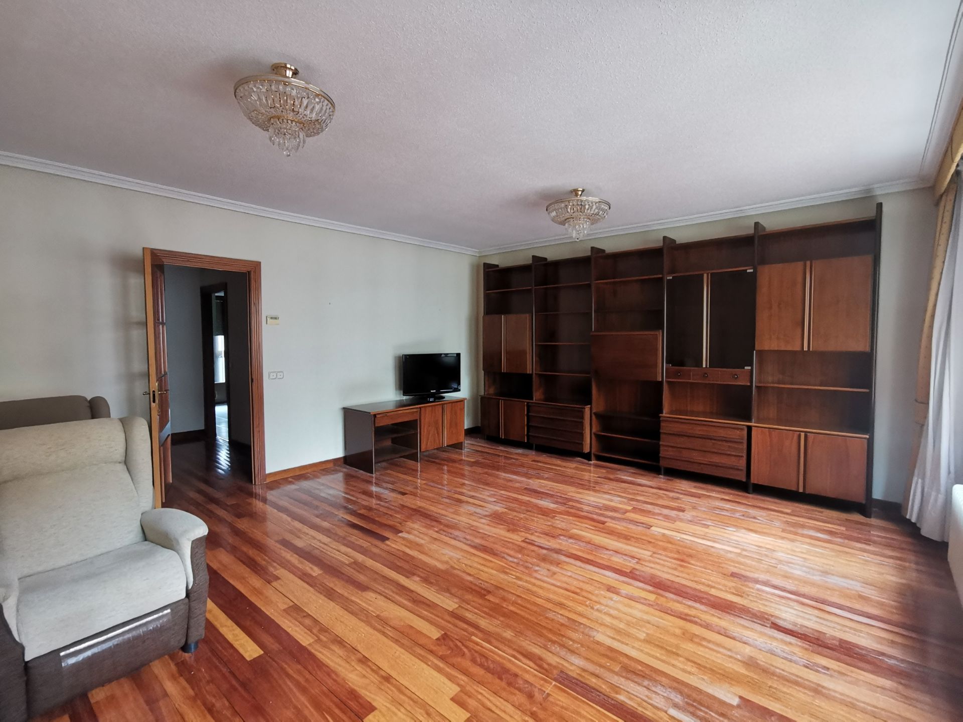 Sala d'estar de Pis en venda en Salamanca Capital amb Calefacció, Parquet i Forn