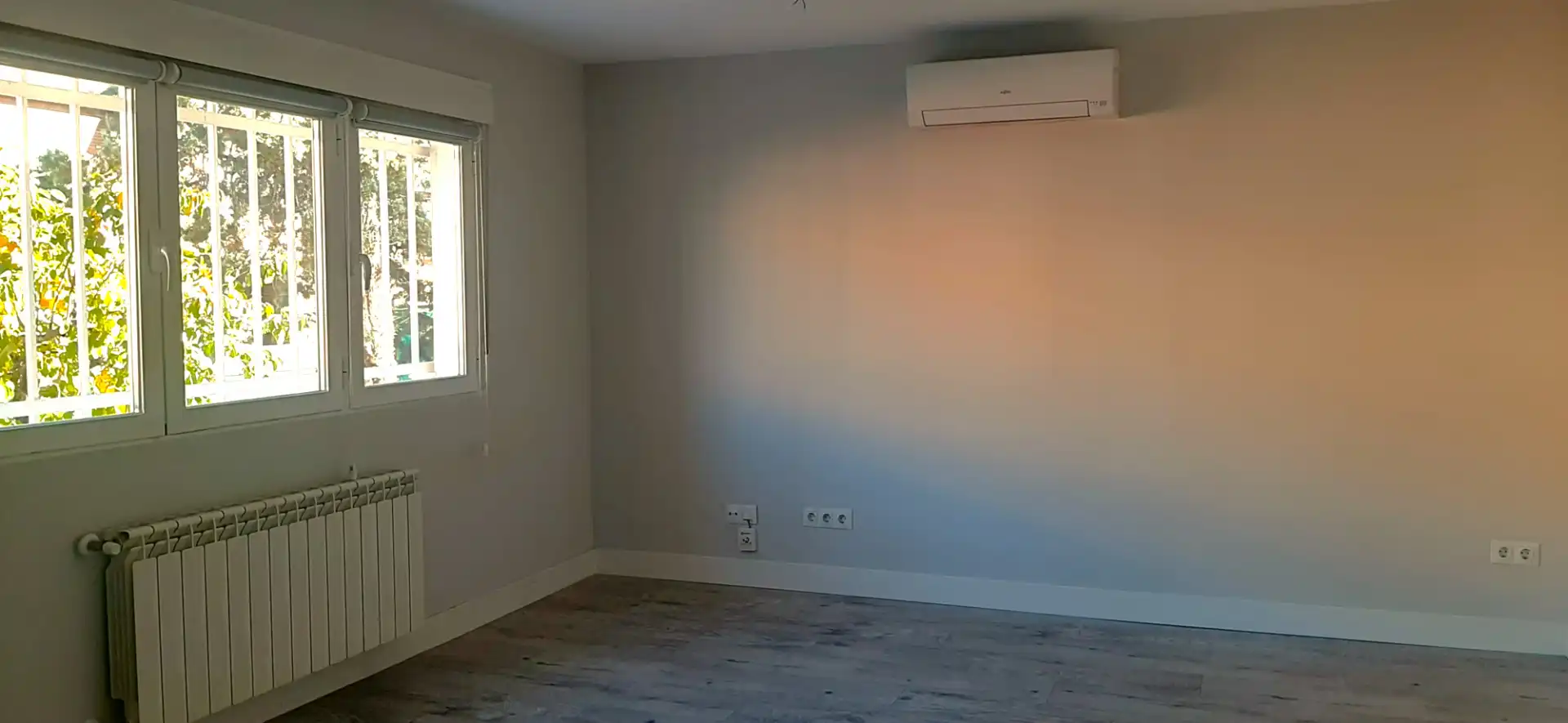 Habitación de Apartamento de alquiler en Pozuelo de Alarcón con Aire acondicionado, Calefacción y Horno