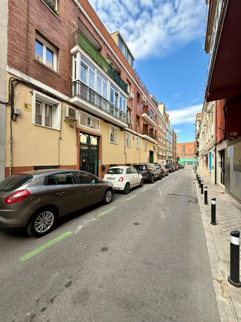 Außenansicht von Maisonette zum Verkauf in Madrid mit Heizung