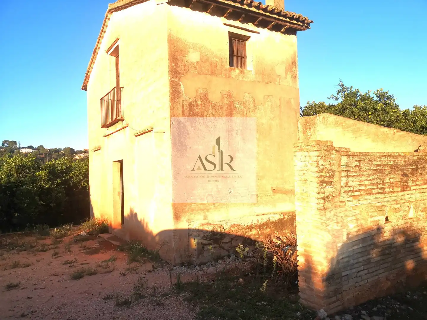 Exterior view of Residential for sale in Casc Urbà