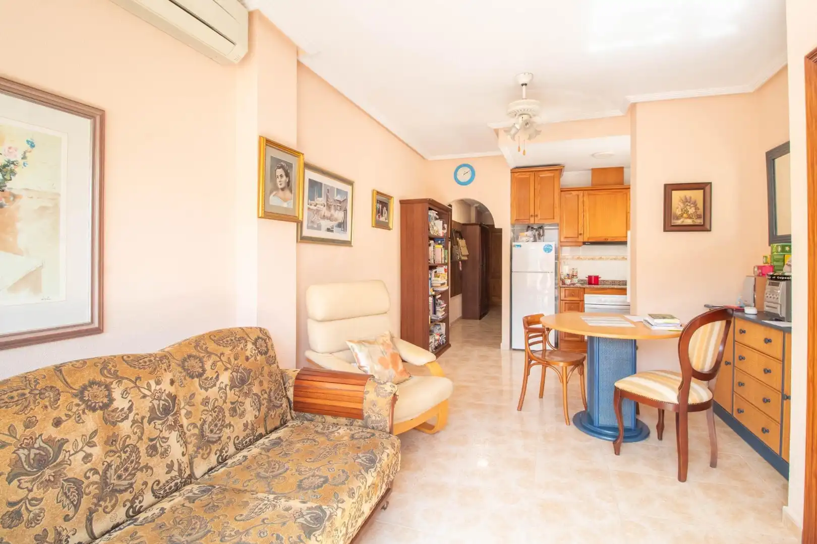 Living room of Attic for sale in Torrevieja  with Air Conditioner, Terrace and Storage room