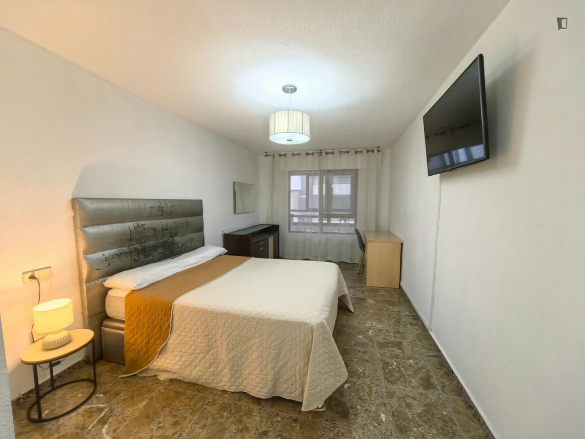 Apartment to share in Ensanche - Diputación