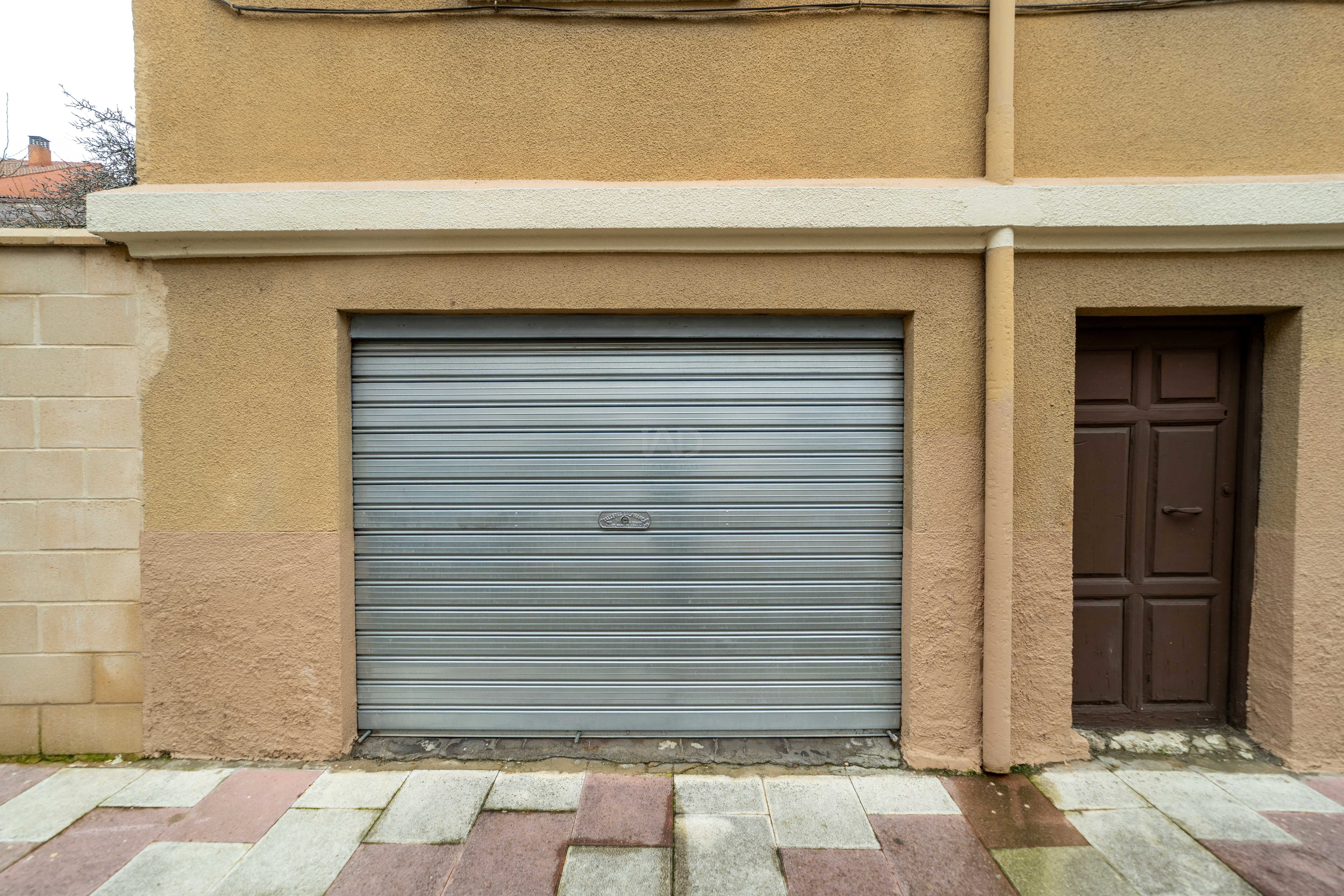 Parking of House or chalet for sale in San Andrés del Rabanedo  with Heating