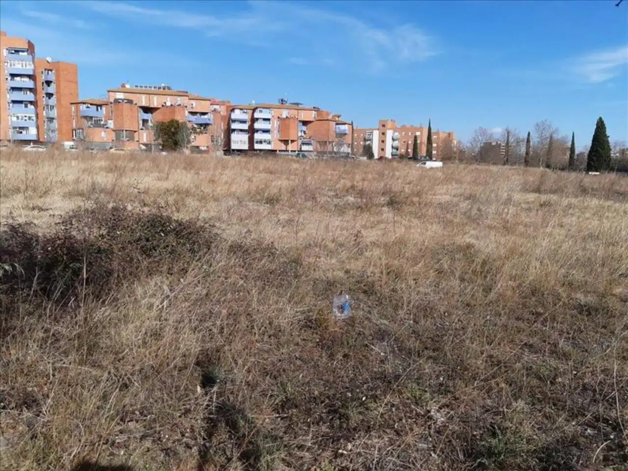 Wohnbaugrundstück zum Verkauf in Calle Gabriela Mistral, imagen 10