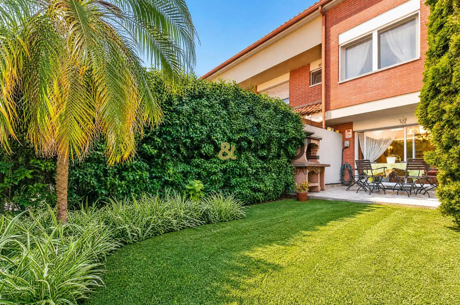 Jardín de Casa adosada de alquiler en Rubí con Aire acondicionado, Calefacción y Jardín privado