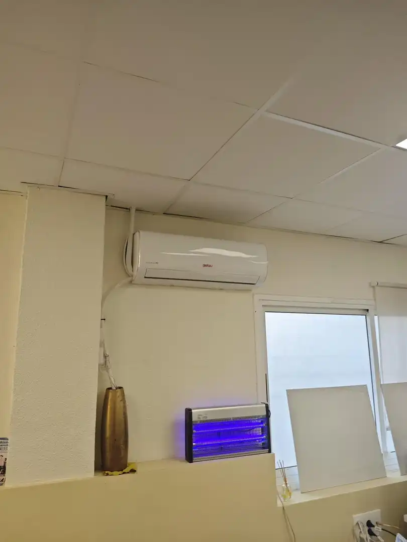 Office for rent in Murcia  with Air Conditioner, Heating and Furnished