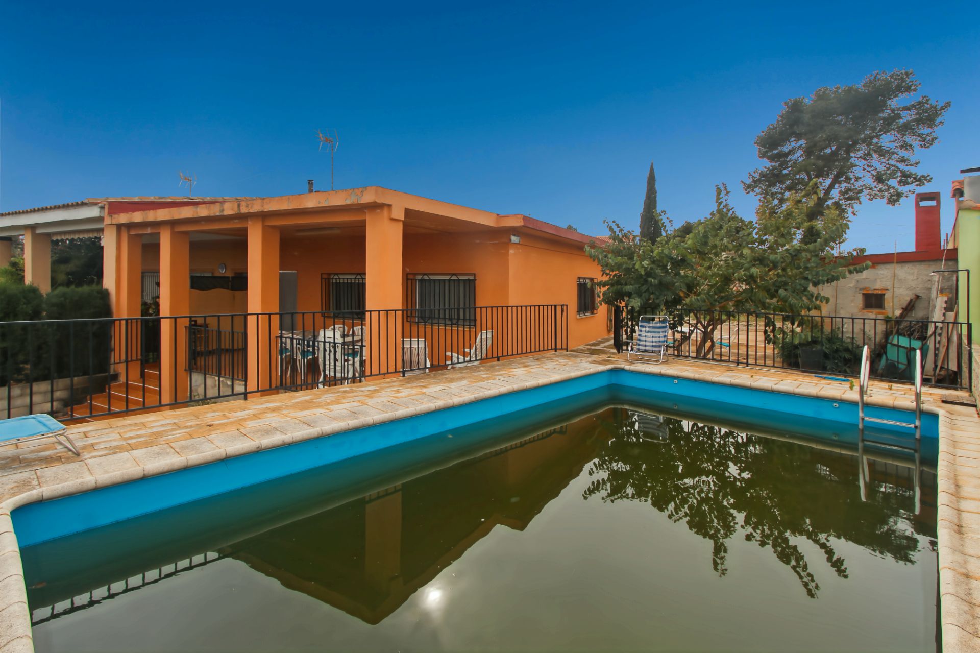 Swimming pool of House or chalet for sale in Catadau  with Air Conditioner, Private garden and Terrace