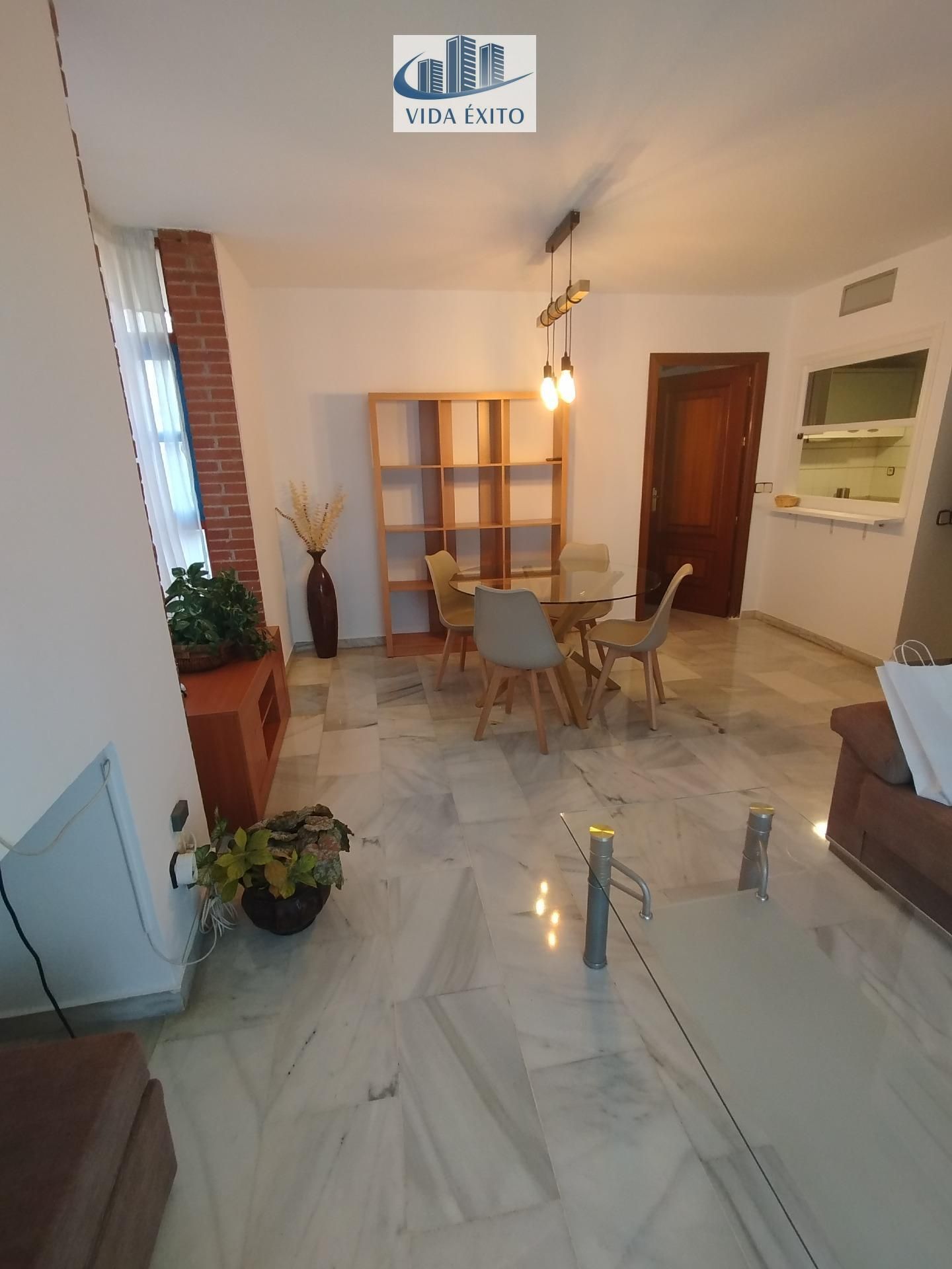Menjador de Apartament en venda en  Jaén Capital amb Aire condicionat, Parquet i Traster
