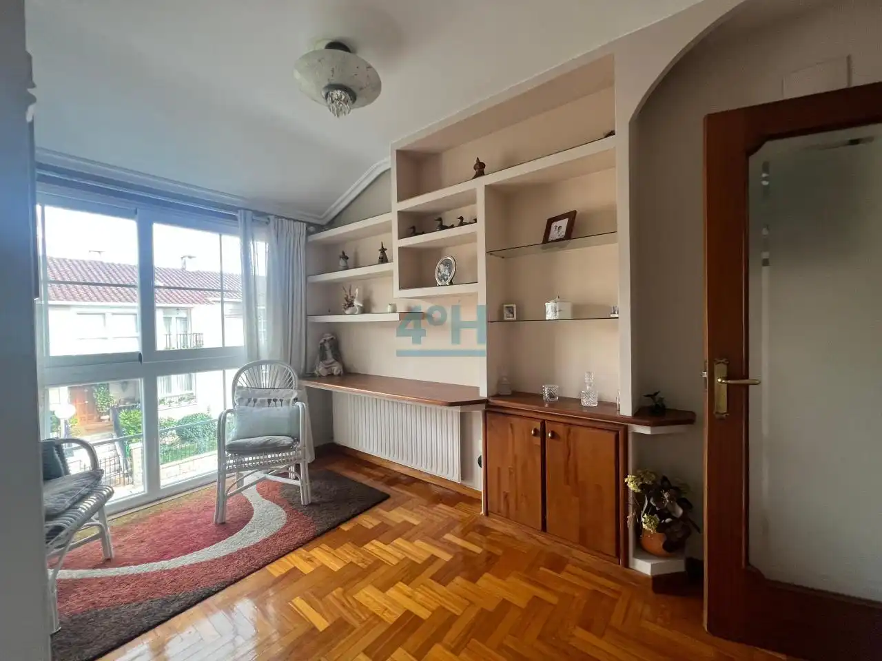 Sala de estar de Casa adosada en venta en Ourense Capital  con Calefacción, Jardín privado y Parquet