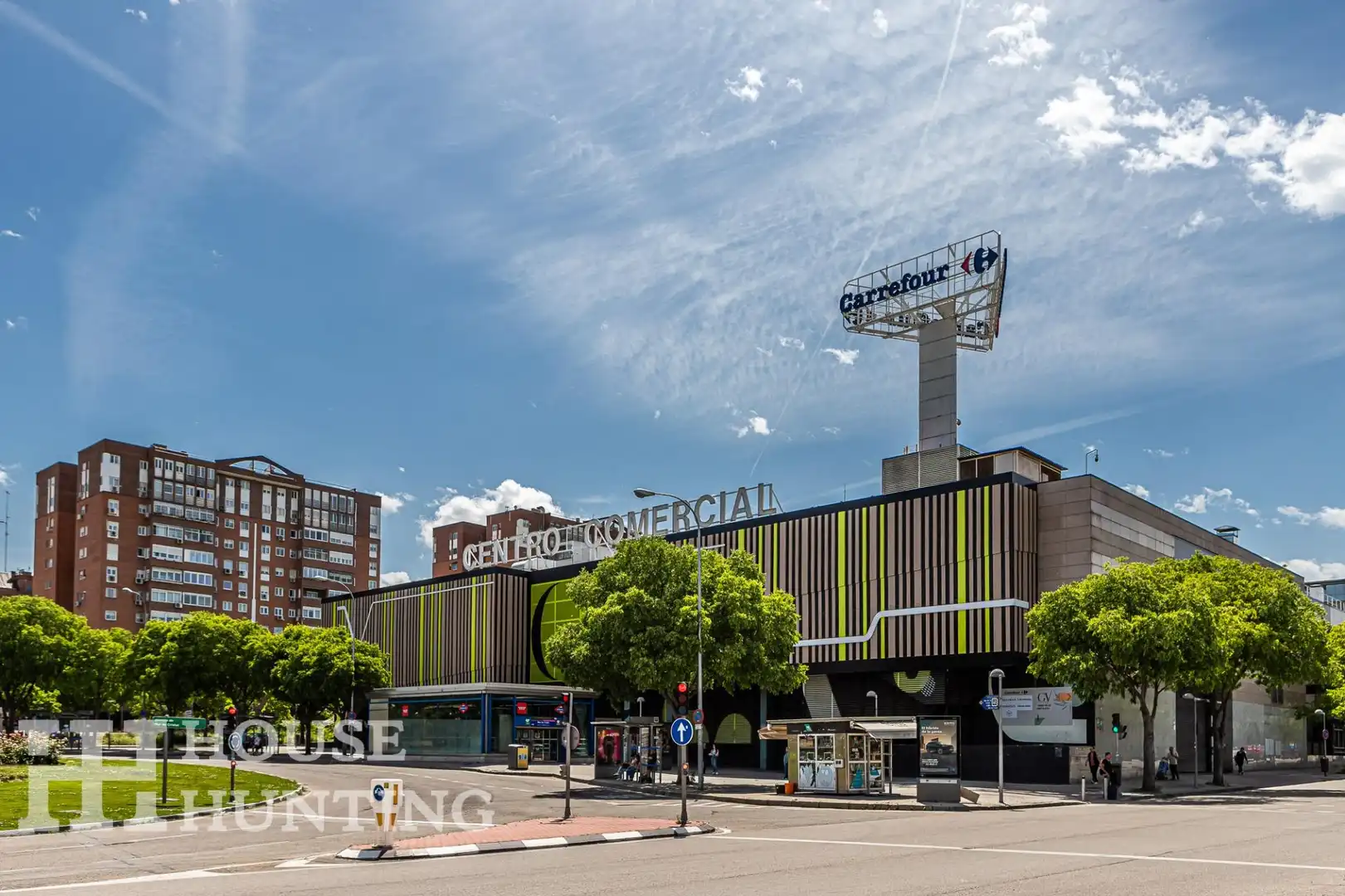 Vista exterior de Piso en venta en Madrid con Calefacción