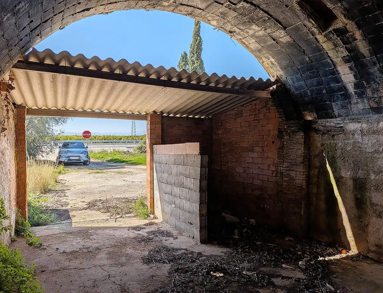 Parking of Country homes for sale in Vinaròs  with Swimming Pool