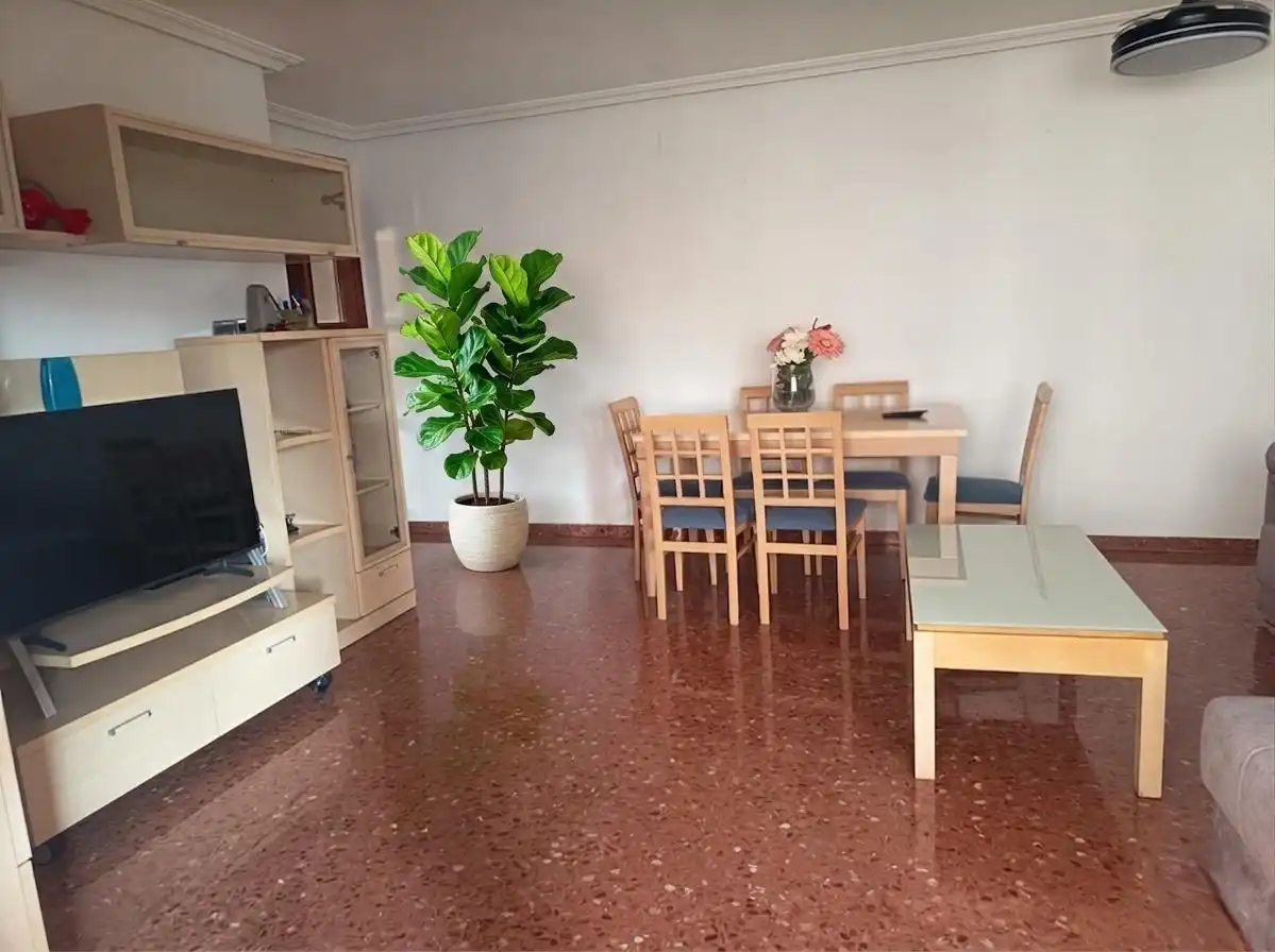 Comedor de Piso en venta en Alicante / Alacant con Piscina comunitaria