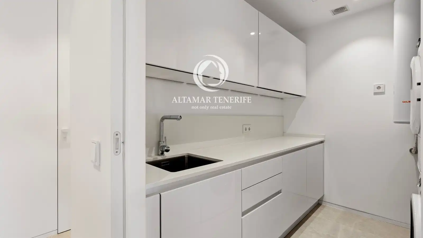 Apartment with pool for sale in Avenida de Palm Mar, imagen 31