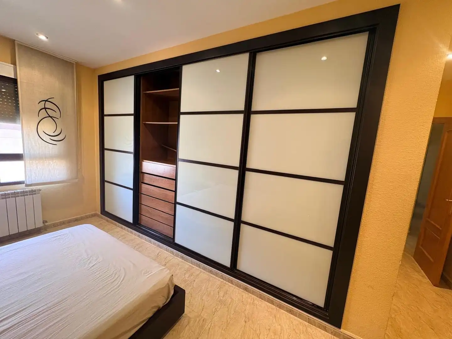 Habitación de Piso en venta en Almansa con Aire acondicionado, Calefacción y Jardín privado