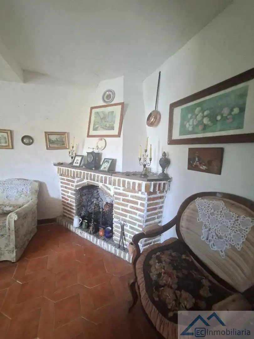 Sala d'estar de Casa adosada en venda en Bareyo amb Terrassa, Traster i Moblat