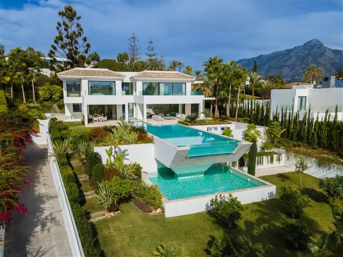 Villa mit Pool zur Miete in Nueva Andalucía