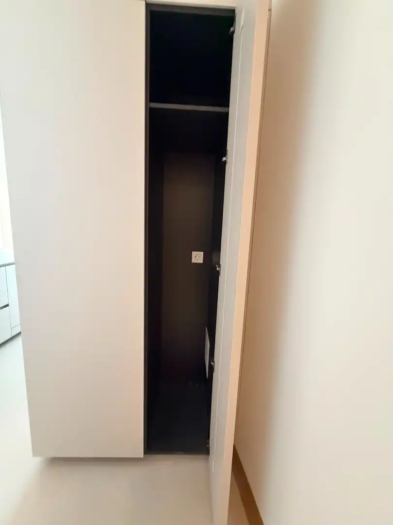Flat for sale in Madrid  with Air Conditioner, Heating and Balcony