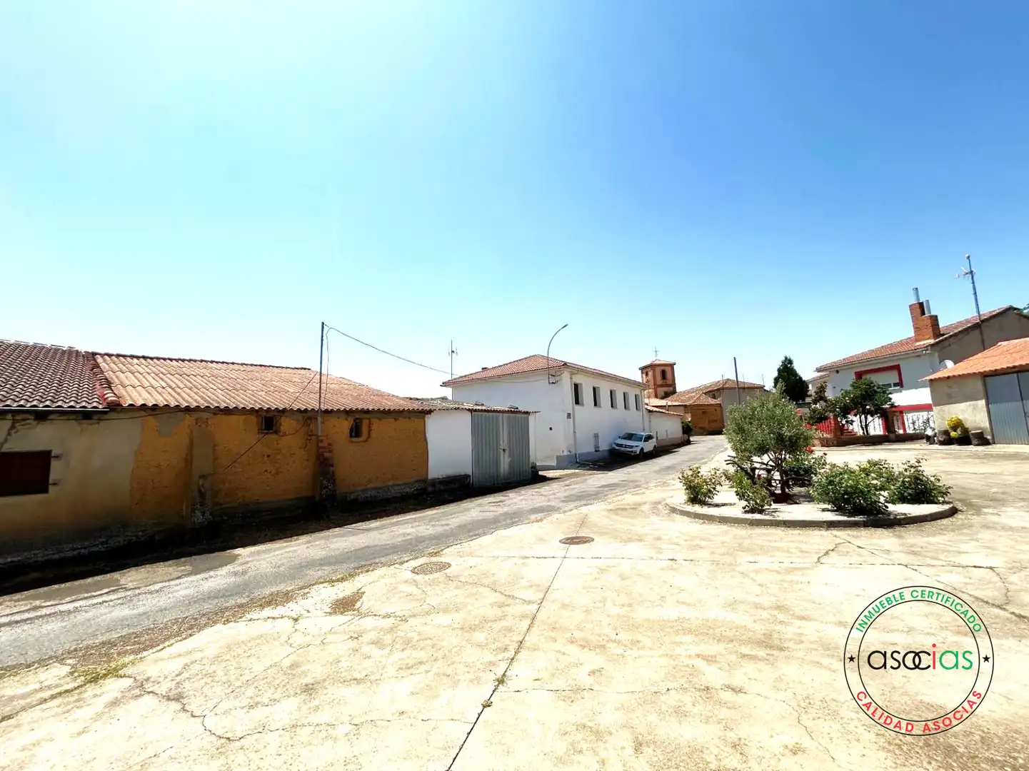 Exterior view of Detached homes for sale in Sahagún  with Heating, Private garden and Storage room