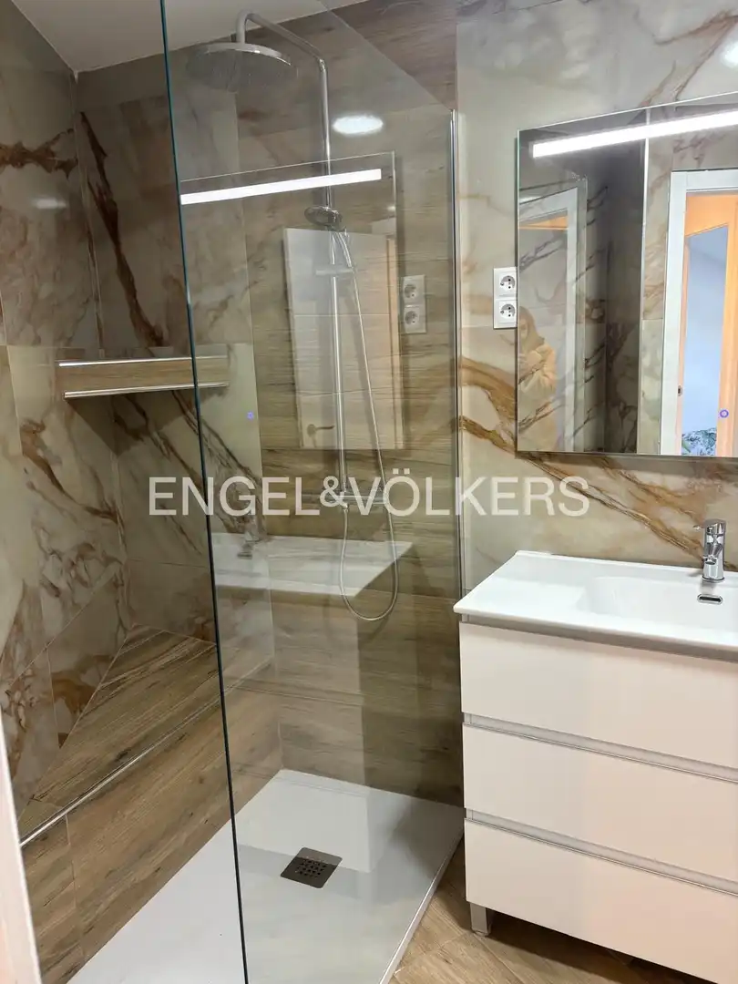 Bathroom of Duplexes for sale in Fuenlabrada  with Air Conditioner and Heating