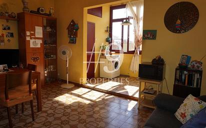 Living room of Flat for sale in  Barcelona Capital  with Balcony