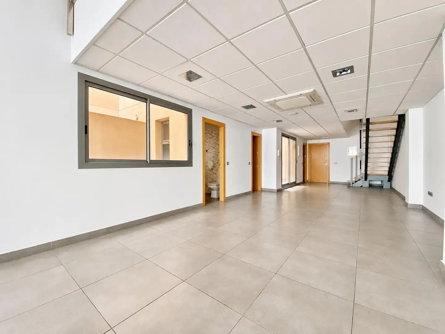 Bureau avec ascenseur à louer à Rambla OBISPO ORBERA 11, imagen 4