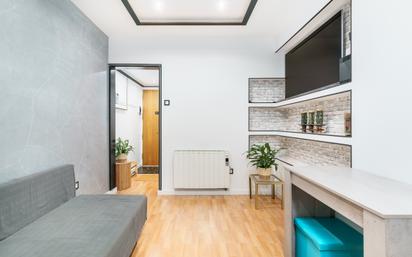 Bedroom of Flat for sale in  Barcelona Capital