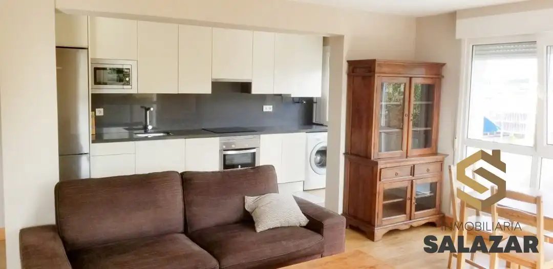 Wohnzimmer von Wohnung zur Miete in Urduliz mit Heizung und Möbliert