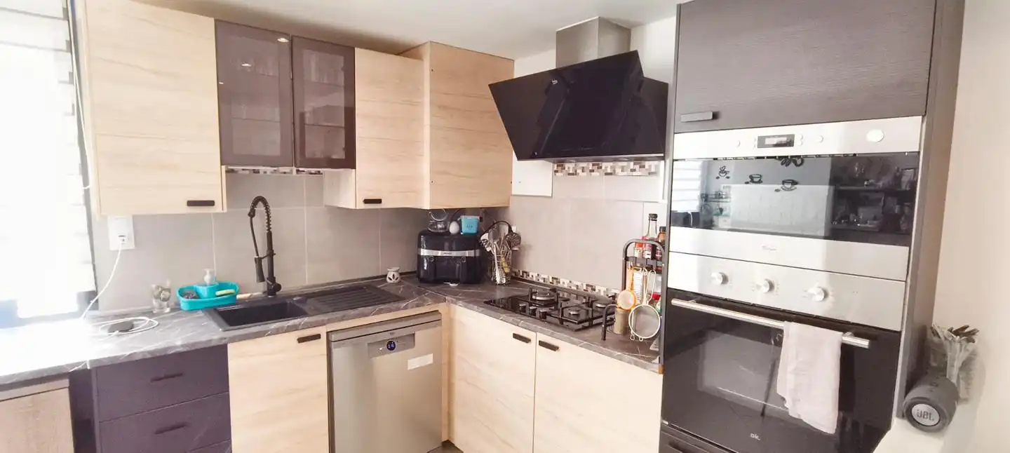 Küche von Wohnung zum Verkauf in Garrucha mit Klimaanlage, Terrasse und Abstellraum