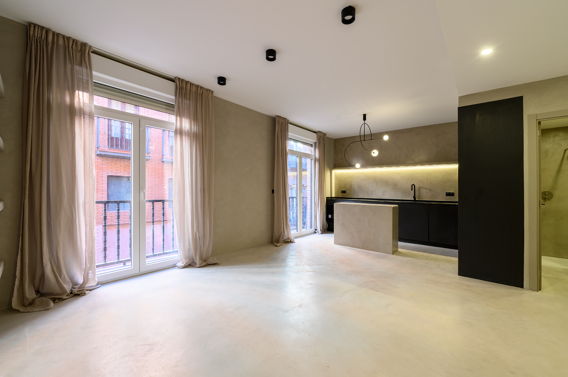 Vista exterior de Apartament en venda en  Madrid Capital amb Aire condicionat, Calefacció i Terrassa
