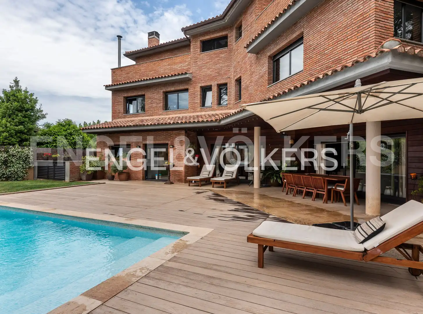 Terrace of Houses for sale in Sant Cugat del Vallès  with Air Conditioner, Heating and Private garden