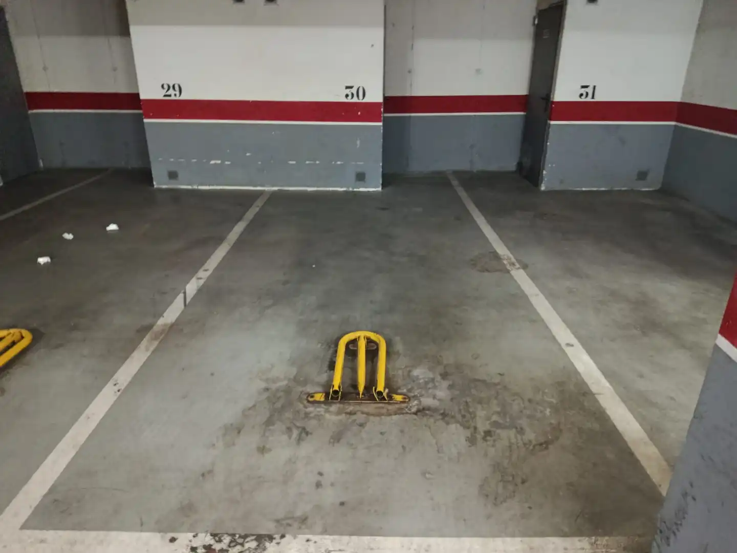 Garage zur Miete in de Bernat Boades, 35, La Devesa