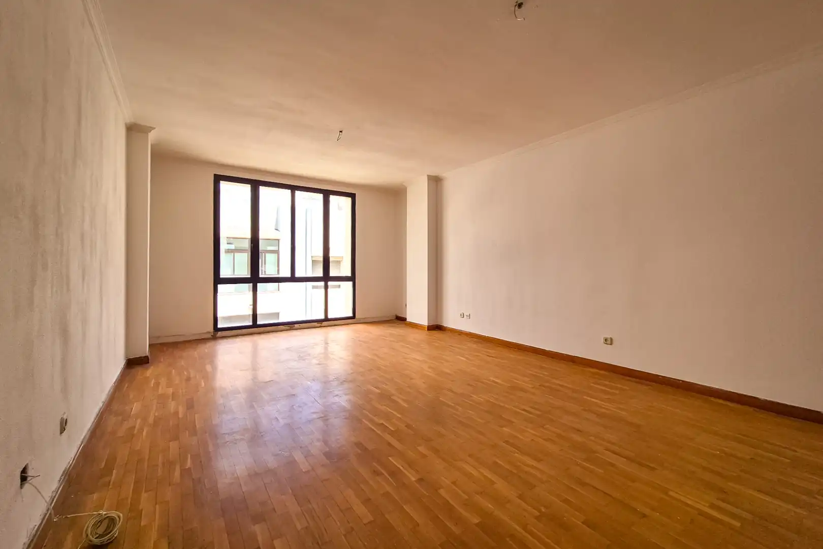 Sala d'estar de Pis en venda en Las Palmas de Gran Canaria amb Traster