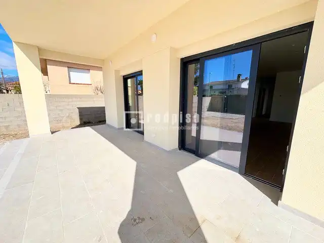 Exterior view of Houses for rent in Soto del Real  with Heating and Private garden