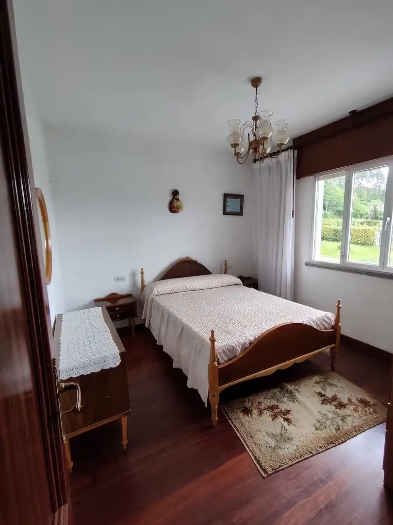 Habitación de Casa o chalet en venta en Lousame con Jardín privado, Trastero y Amueblado