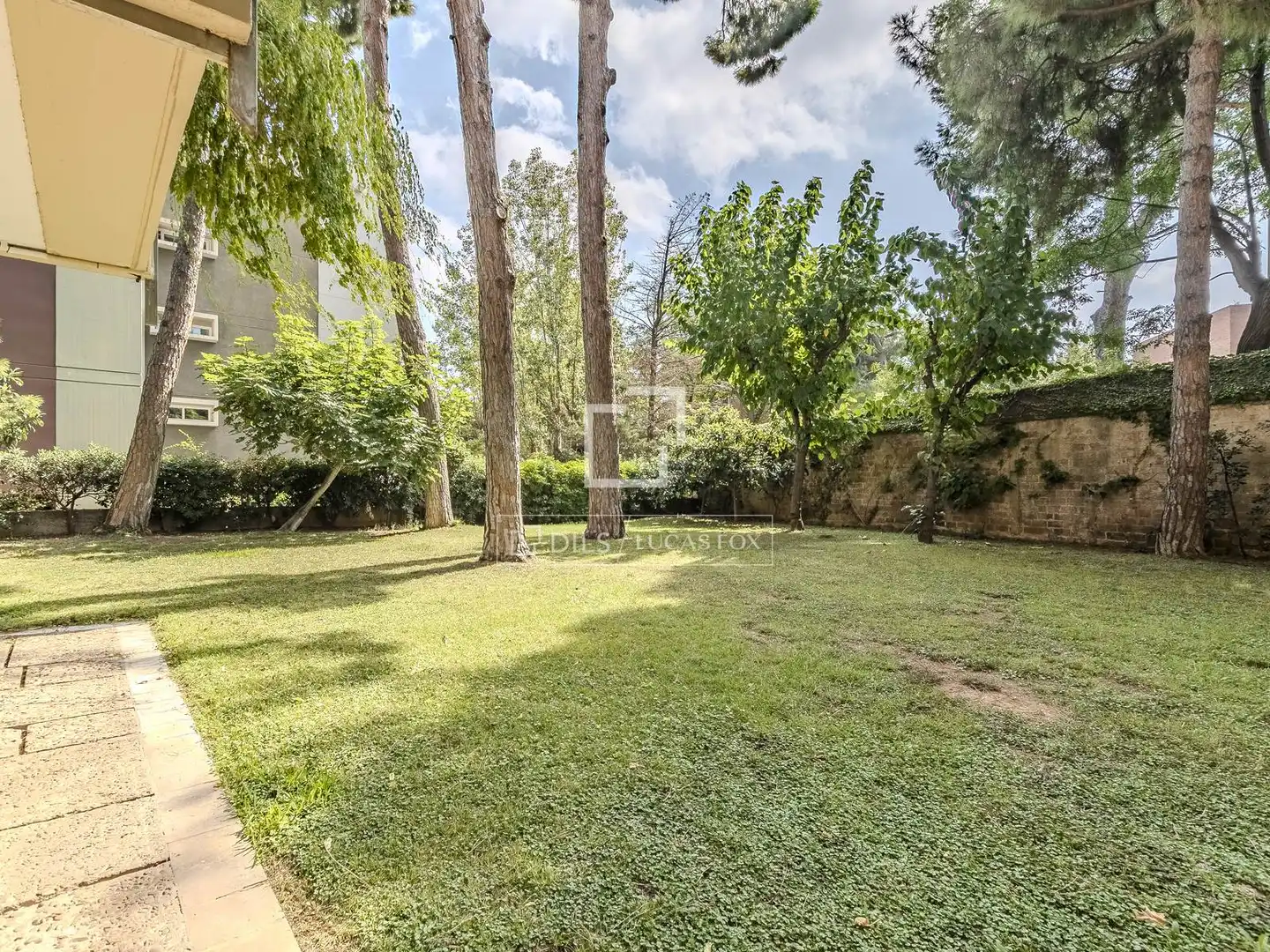 Jardín de Piso en venta en Barcelona con Aire acondicionado, Calefacción y Terraza