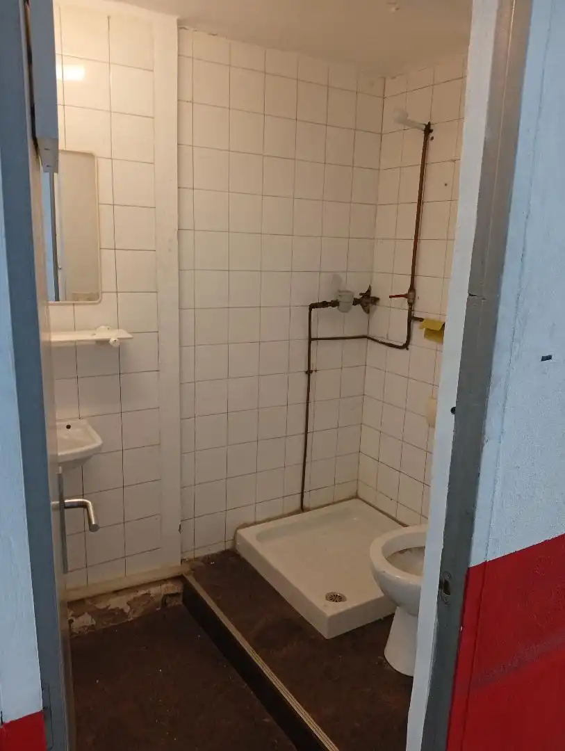 Bathroom of Commercial properties for rent in Zaragoza