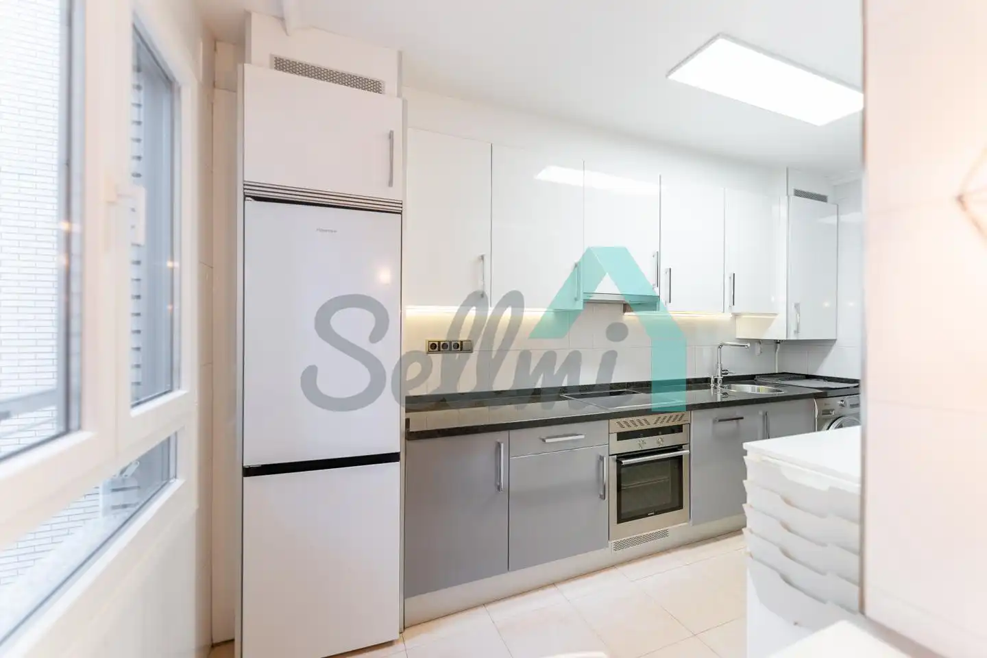 Kitchen of Flat for rent in Oviedo   with Heating, Parquet flooring and Furnished