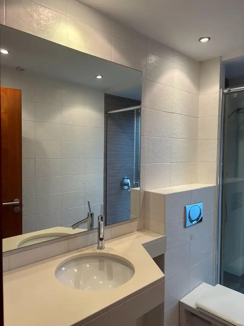 Baño de Apartamento de alquiler en  Palma de Mallorca con Aire acondicionado, Calefacción y Piscina comunitaria