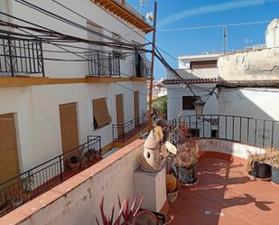 Vista exterior de Casa adosada en venda en Almuñécar amb Terrassa, Moblat i Rentadora