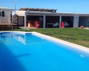 Piscina de Casa o xalet de lloguer en Chipiona amb Aire condicionat, Terrassa i Piscina