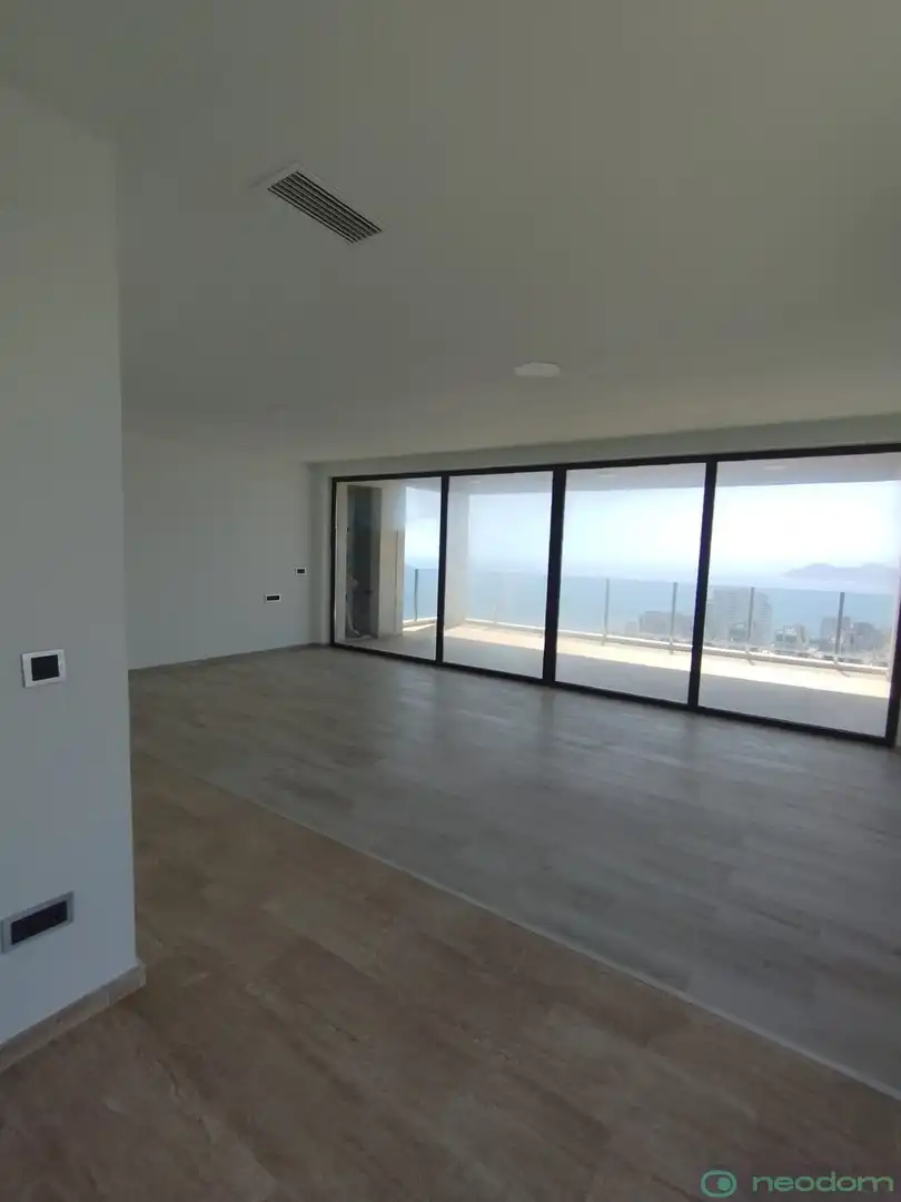Living room of Flat for rent in Benidorm  with Air Conditioner, Terrace and Storage room