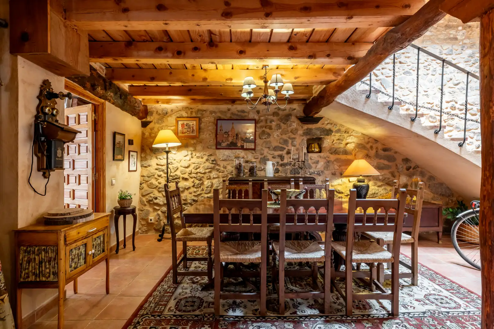 Menjador de Finca rústica de lloguer en Torreiglesias amb Calefacció, Jardí privat i Parquet