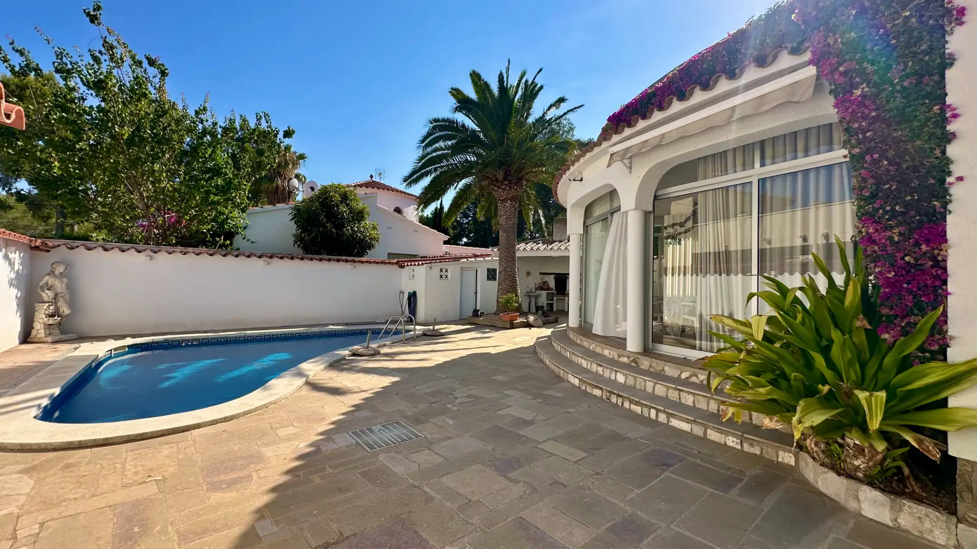 Vista exterior de Casa o chalet en venta en L'Ametlla de Mar  con Aire acondicionado, Jardín privado y Piscina