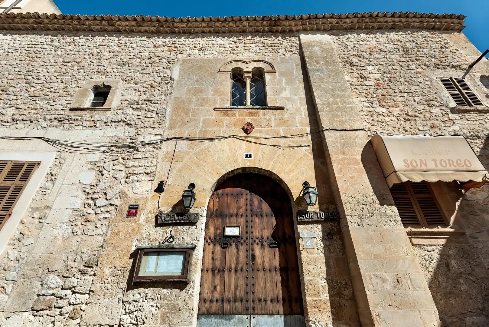Außenansicht von Gebäude zum Verkauf in Sineu